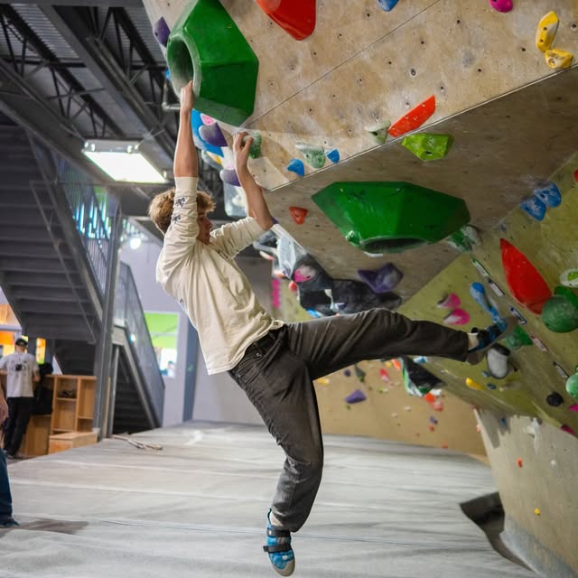 Happy Wednesday from Climb Nashville West! Get your mid-week climb in 💪 ⁠
⁠
#climb #th…