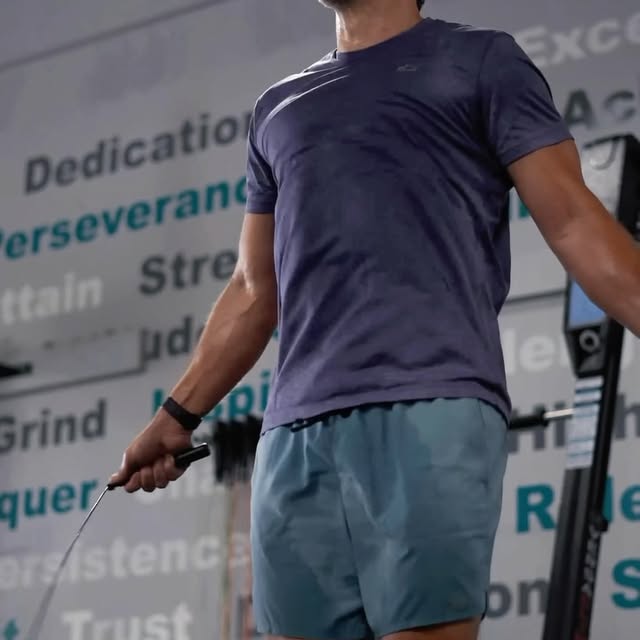 Mid-week conditioning tomorrow @teal.fitness !

Who’s in? 🫵🏽

📸: @qcs_content