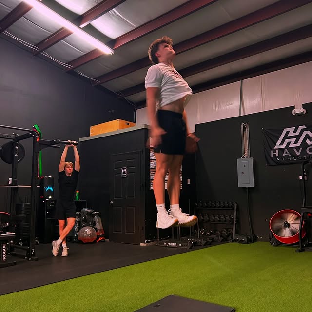 Metrics Testing Week
10 yard Dash
Pro Shuttle Run 
Vertical Jump
Vertical Reach
Broad J…