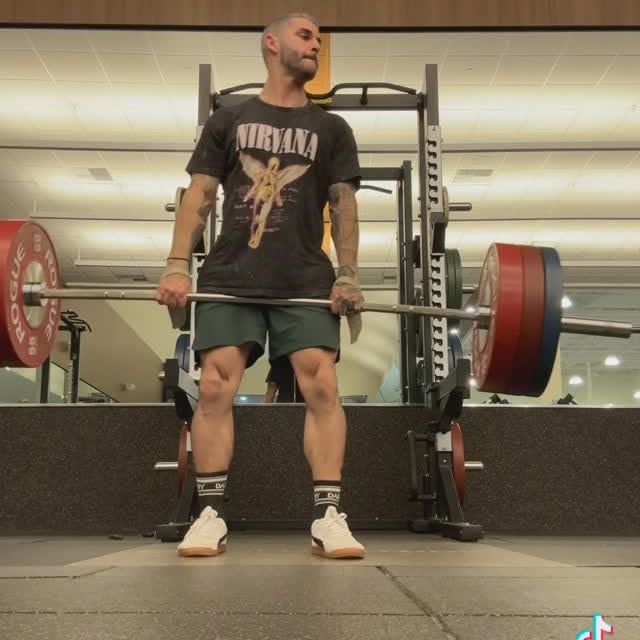 They not like us…

#weightlifting #squat #powerclean #gym #usaweightlifting #usaw #clea…