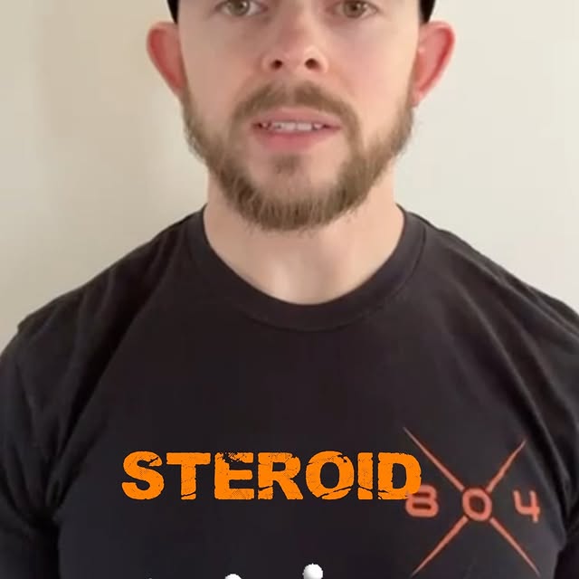 They lied to you about creatine.⁣
⁣
They said it was harmful.⁣
They said it was risky.⁣…