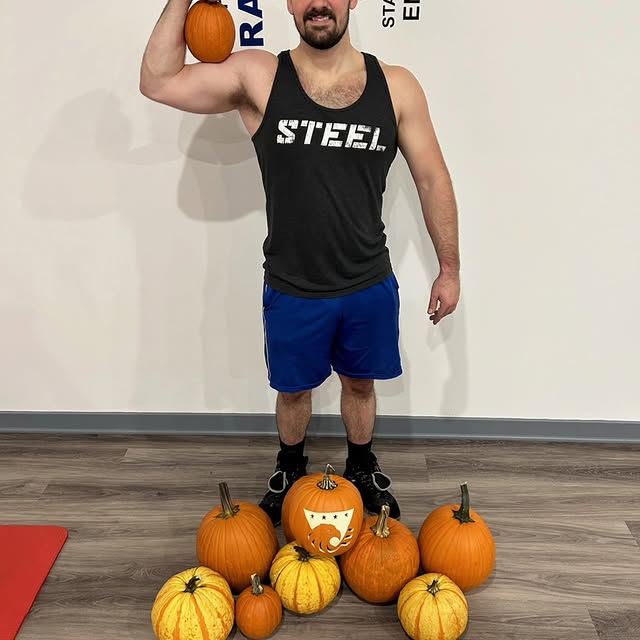 Hope you start fall with a PUMPkin workout like @davidalewis123 ! If you missed this wo…
