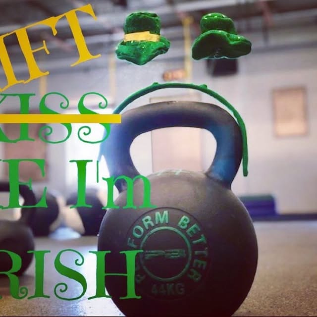 Happy St. Patrick’s Day ☘️ . Pots of gold are heavy; that’s why we lift 💪🏋🏻‍♀️ it 😂…
