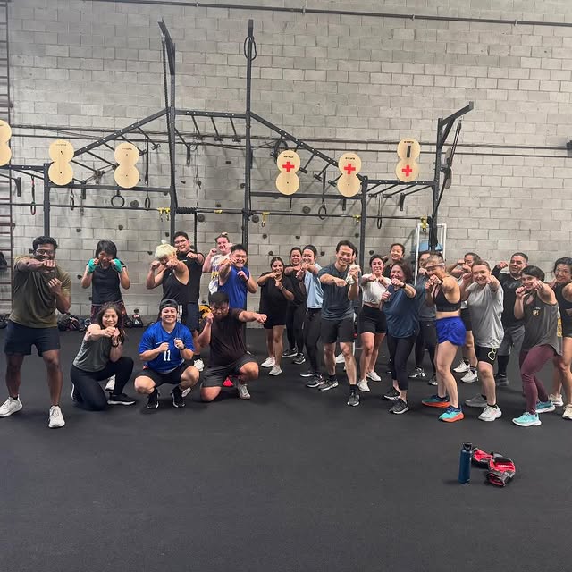 Cardio boxing with coach @zack_gee today. Nice turn out for my scrap pack. Way to put i…