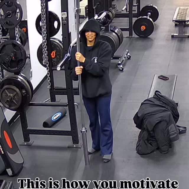 Dembow & Dumbbells!? The Ultimate Combo! 

This is how we do it at our gym! Where the b…
