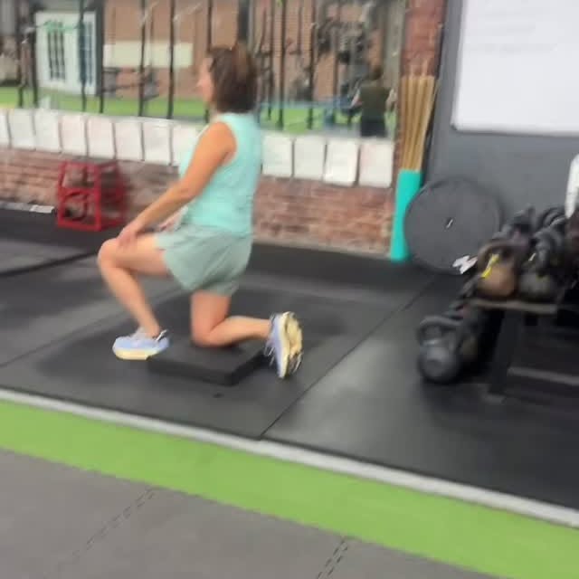 This weeks motto: “tailbones tucked” 
Week 2 of our structural foundations class!