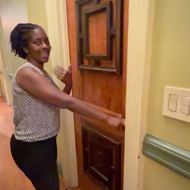 Part 2 of our “Get To Know Me Series!”

The Infrared Sauna!
With so many amazing health…