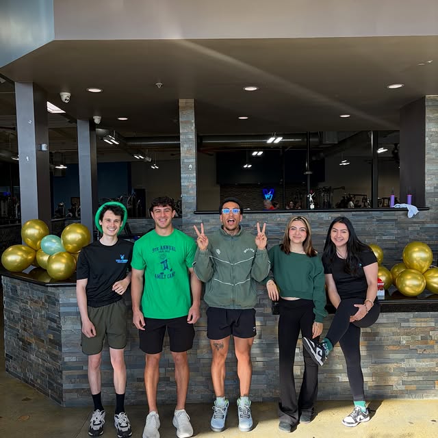 Happy St. Patrick’s Day VNV fam! Be Electric ⚡️ 🍀 #gym #stpatricksday2026☘️🌈🎩