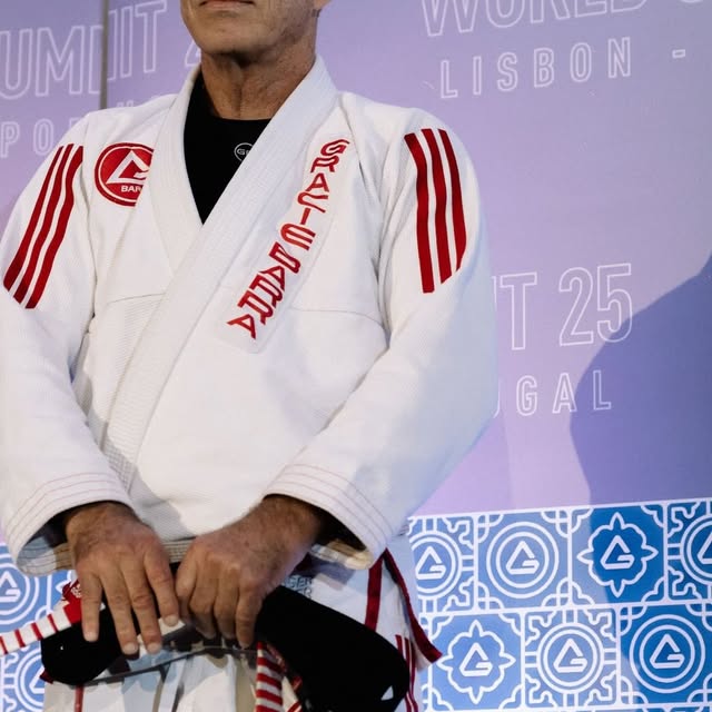 🇺🇸 Mastering Jiu-Jitsu is only part of the instructor’s role. The real challenge is u…