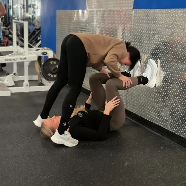 Happy Monday, Vital Fam! 
Try this challenge with your gym besties this week! 👏🏼💪🏼 …