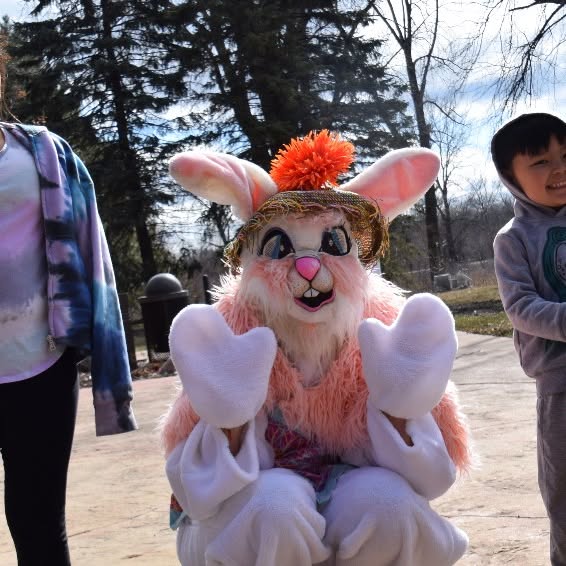 Final call for our teeny tiny egg hunters! 

Minnetonka's Spring Eggstravaganza is Satu…