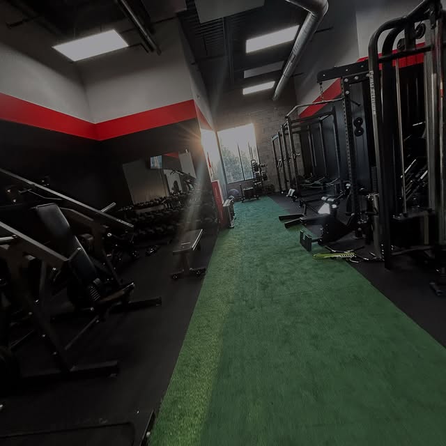 The best way to kick off the weekend ☀️🏋️