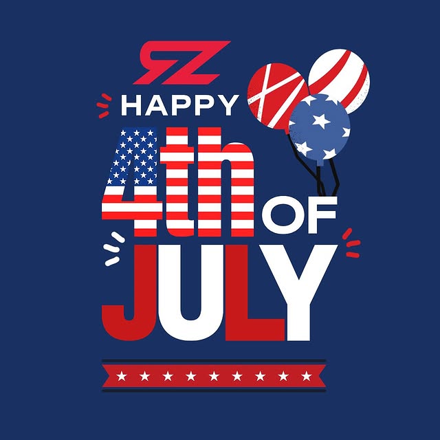 (SWIPE ⬅️) Happy 4th of July from our #fitfam to yours! ❤️ 🤍 💙