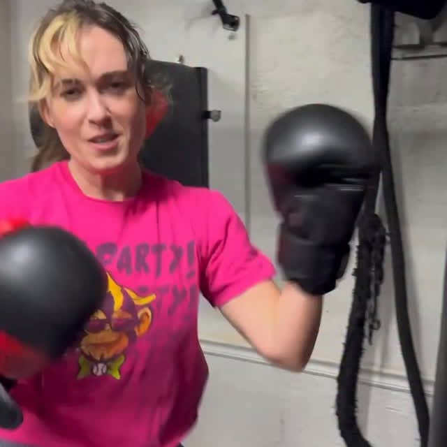 First official Ladies Night at Savannah Combat Club 🥊

20 women.
One very brave coach.…