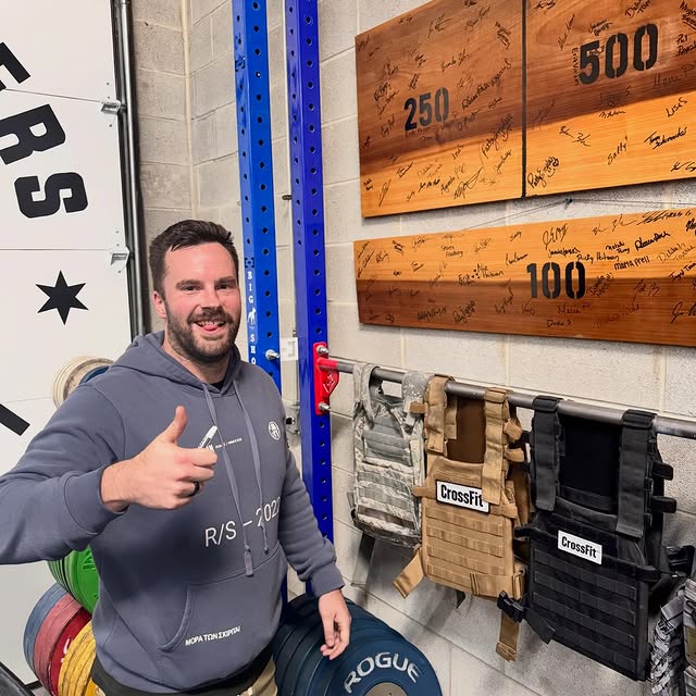 Congrats to @mbjustice on reaching 250 classes!!!

#crossfit #shouldersabovetherest