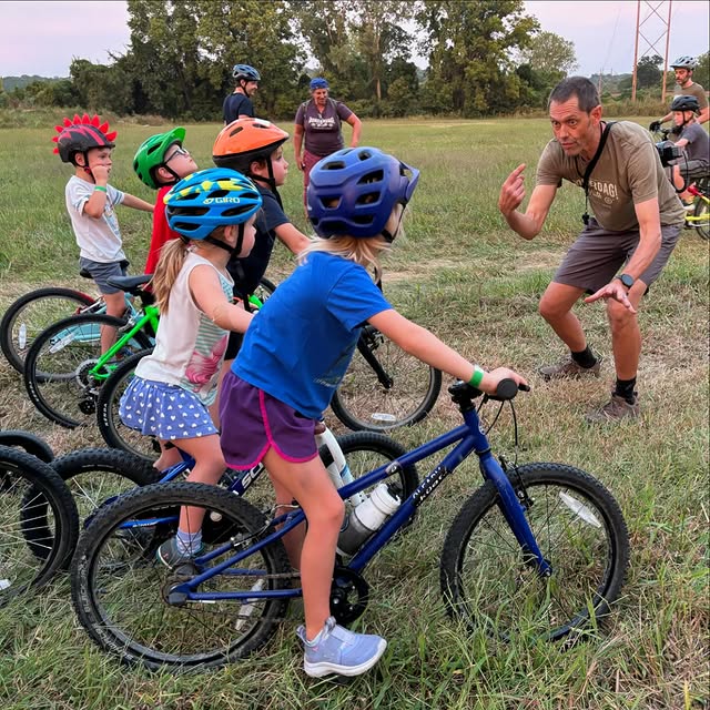 Everyone enjoyed hot laps tonight at Donderdag! Jonas was running the show and teaching…