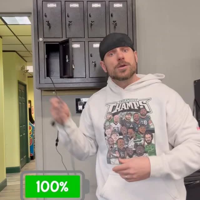 Eight small lockers for stowing & charging!