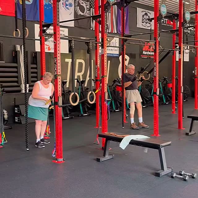 Just Jan and Norm over here crushing it🩷💪🏽🩵