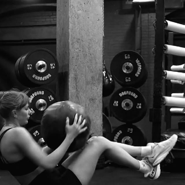 DOGPOUND MEMBER @taylorswift WORKING HARD AT OUR NEW YORK LOCATION AND WE COULD'NT BE P…