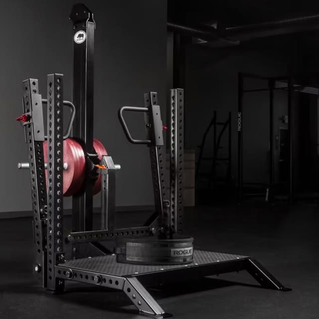 NEW EQUIPMENT ALERT 🚨
You asked, we listened…
The Rogue Monster Rhino Belt Squat is la…