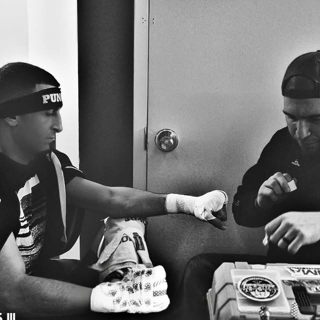 You dont choose fighting, fighting chooses you. Fight news coming sooon🔜🗞️👊🏼🎥Stayi…