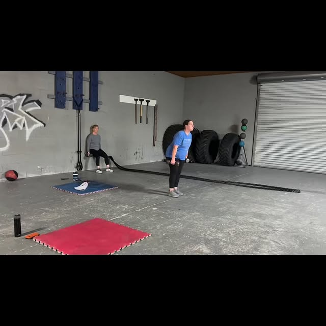 #strong #gymfamily our gym family always encouraging each other. Getting stronger 💪🏻 …