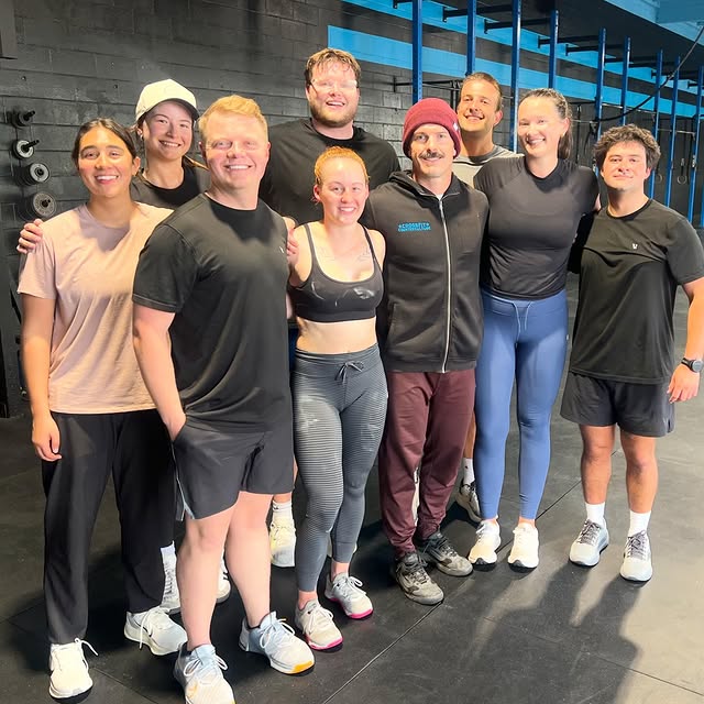 Encinitas @vuoriclothing crew came in for their morning sweat 💪🏻 Great way to kickoff…