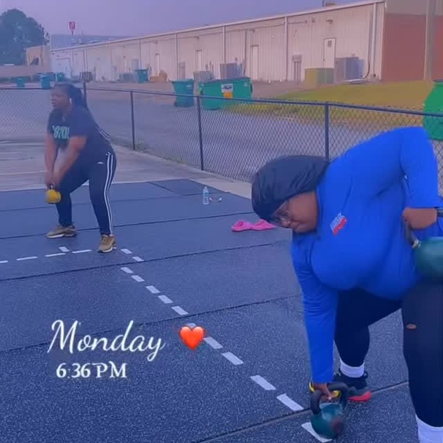 Tomorrow at 5:30pm, come out and join the lovely Cierra Williams in her class, StringHe…