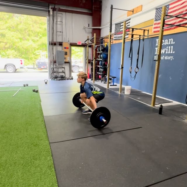 Competitive Edge athlete @r_seman10 putting in the work! Maintaining strength, speed, e…