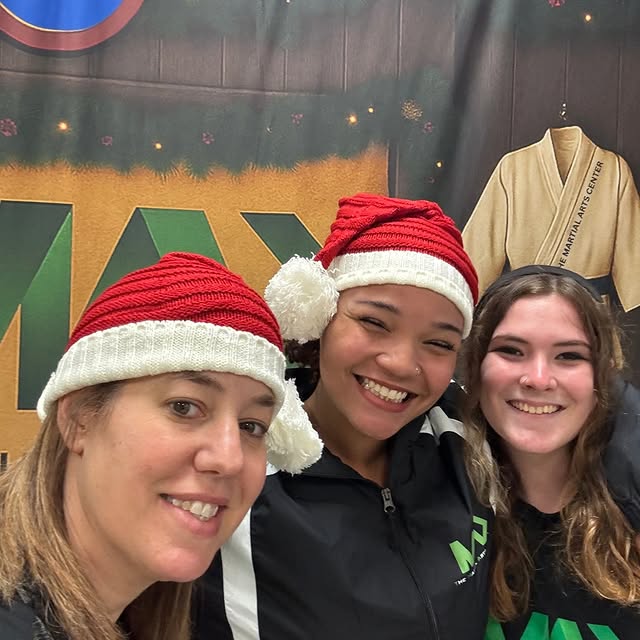 Okay okay… I couldn’t pick just one 😅 so here are 10 of my favorite MAC selfies!

One …