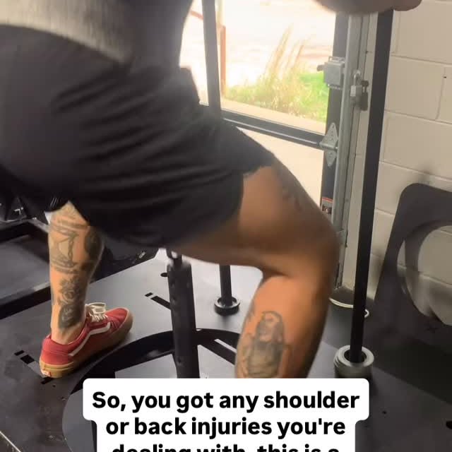 ‼️NEW EQUIPMENT ALERT‼️

Leg day just leveled up. Belt squat is here!!