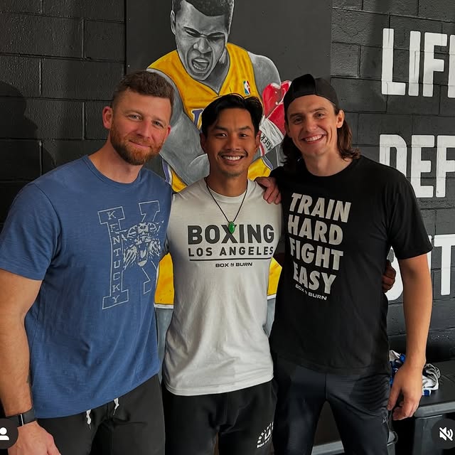 Always family 👊🏽
HAPPY BIRTHDAY @mark.mccarraher 
Hope you had a good one brother!
