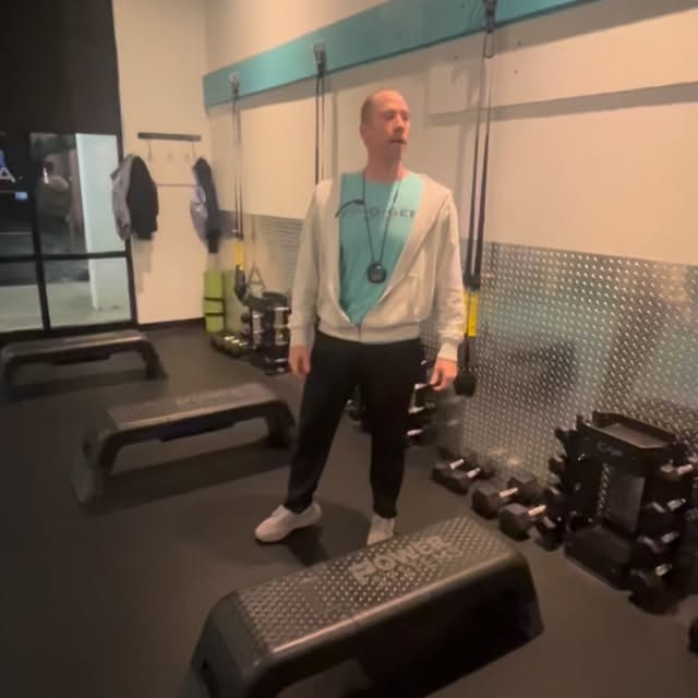 Have you ever wondered what happens in an Apogee class? Here’s an example of Dan runnin…