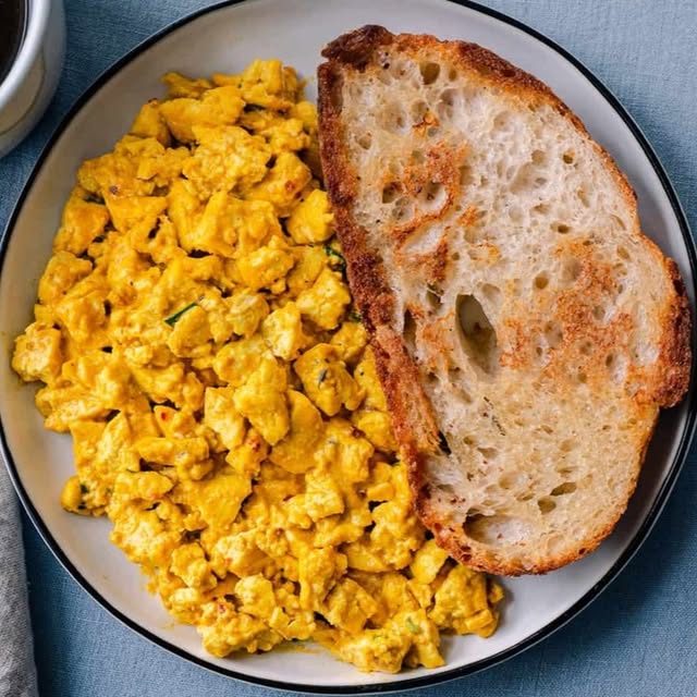 Start your morning strong this National Nutrition Month 🌱

This Easy Breakfast Scrambl…