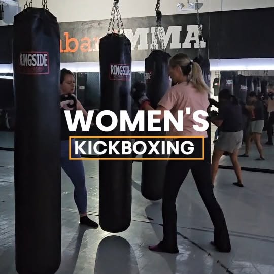 Full house tonight at women's kickboxing! 

2026 is the year to smash your goals.

Try …