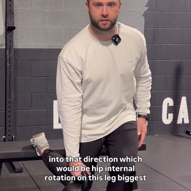 EXERCISE BREAKDOWN - Bulgarian/RFE Split Squat
Weight in the opposite hand 

Subtle cha…