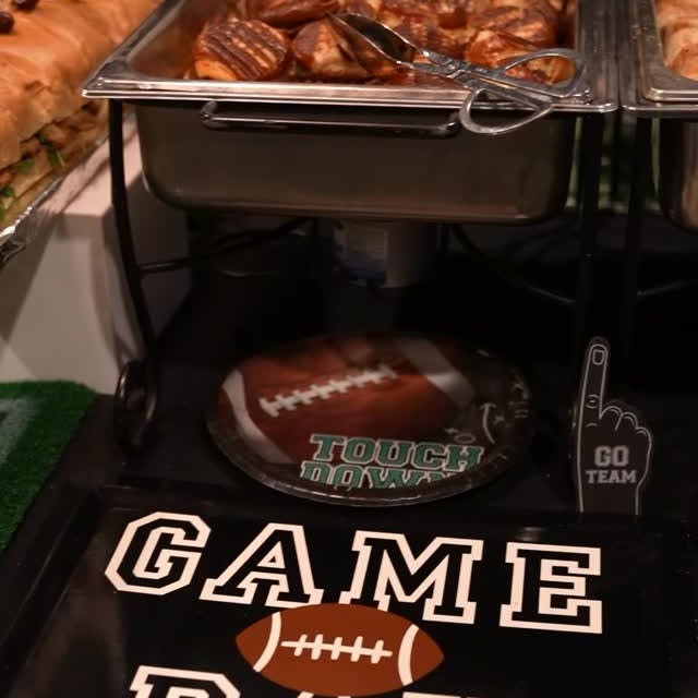 Yesterday evening, our Members cheered, laughed, and made more memories! Super Bowl LX,…