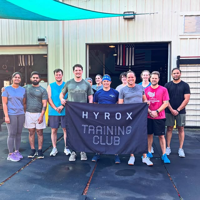 S U N D A Y  HYROX was 🔥 This crew crushed it! 

@hyroxworld 
@hyroxamerica 

#hyrox #…