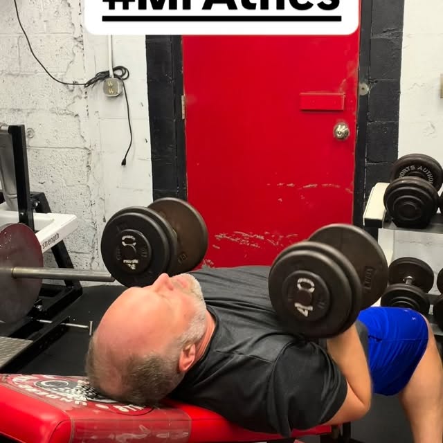 Adult Crew crushing their training = GREAT DAYS 💪💪🏆🏆🌞🌞

Join us 💪💪