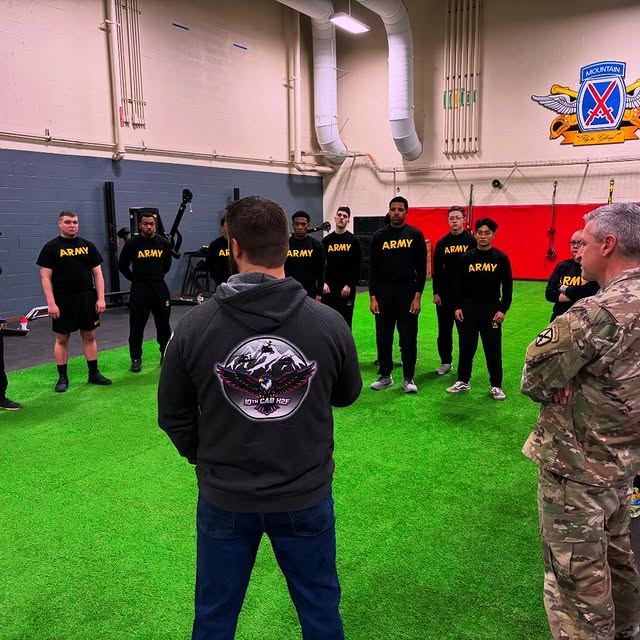 ᚼ🇺🇸ᚼ🏔️ᚼ🦅ᚼ

Every morning for an hour, every single newcomer to the @10thcab team sp…