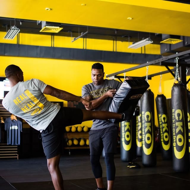 There’s no better way to kickstart your day than a challenging class at CKO 🥊 #ckokick…
