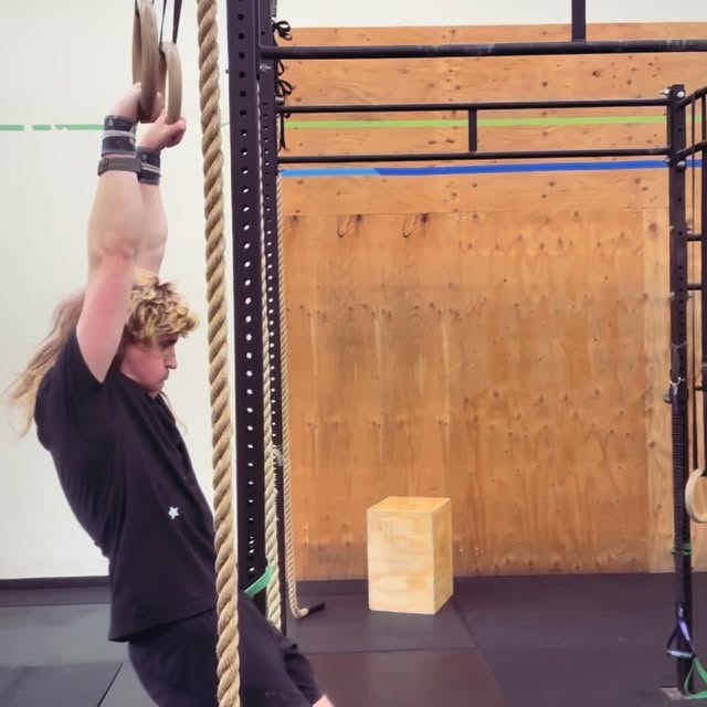 Business in the front, mullet couldn’t handle the party in the back. #crossfitopen #26p…