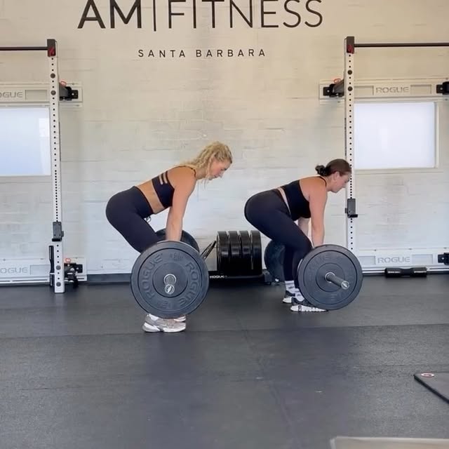 Happy Monday! ☀️ are you starting your week off strong? 

Strength training is for more…