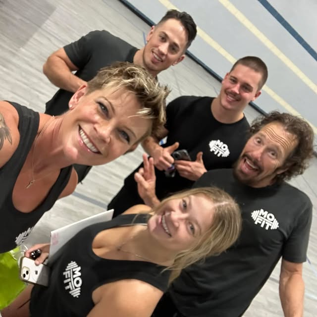 We had a fun time this morning with our MoFit Fam taking some pics at the gym for promo…