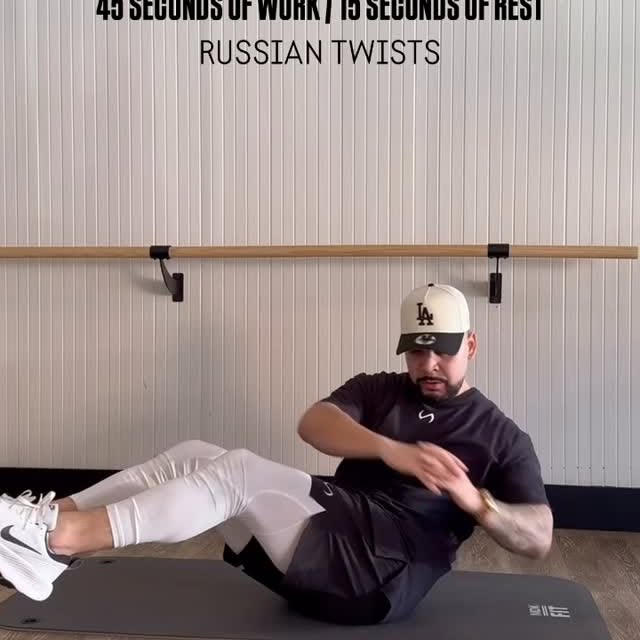 Looking for a core workout? Jorge’s got you covered 🔥

Try this:
45 seconds on, 15 sec…