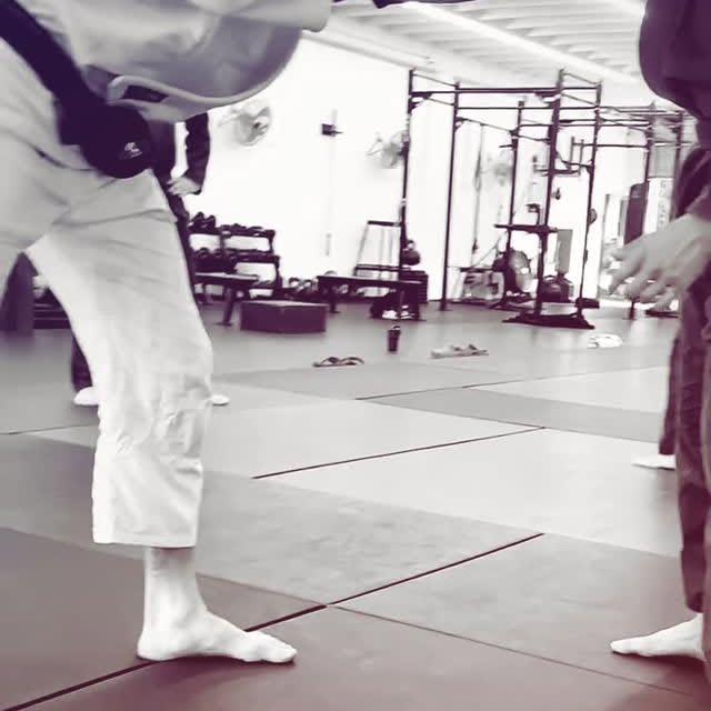 Working drop tai otoshi and keeping positive mental attitude! Jiujitsu changes lives. S…