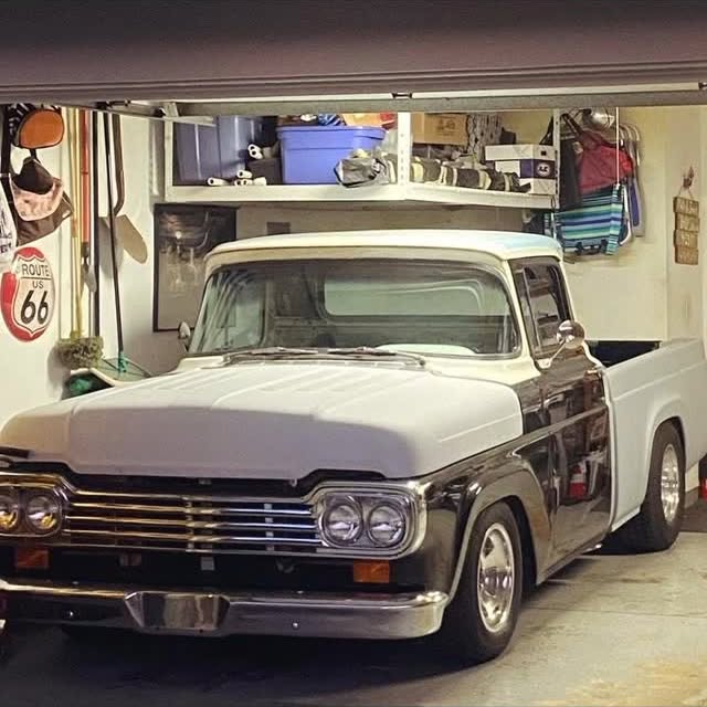 @phenom_physiques 

@ford #fridgetruck #fridgef100 #fridgefanatics #fridgeford #fridgef…