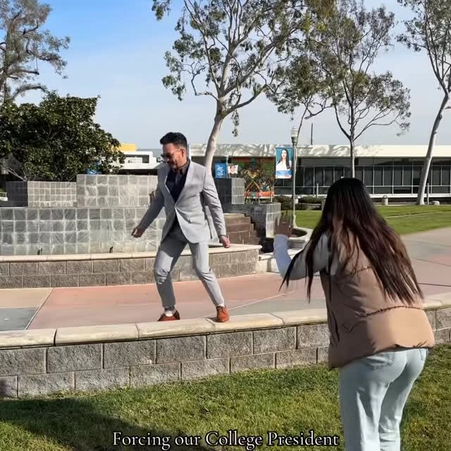 Talon Marks 🤝🏽 Dr. Fierro @cerritoscollegepres #cerritoscollege #falcons