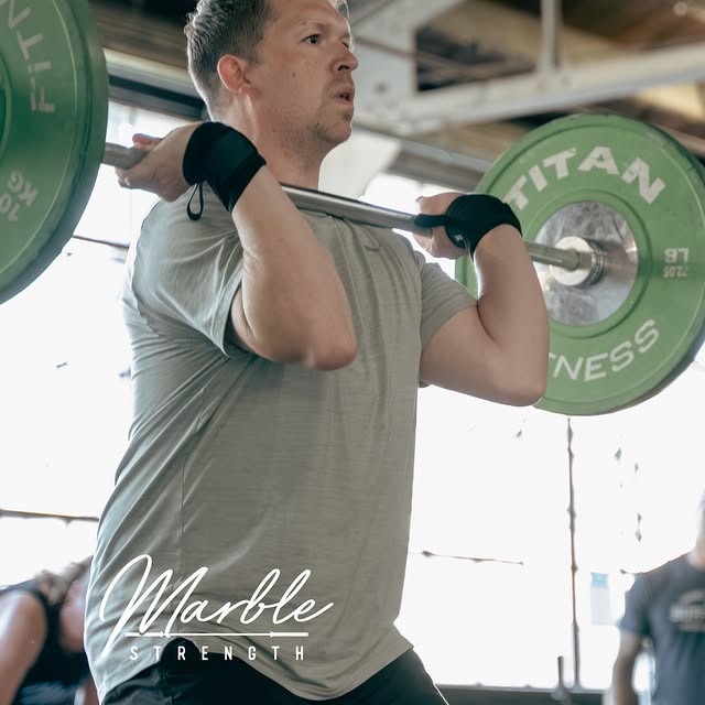 Working out alone is hard.⁠
Working out with purpose and people? Different story.⁠
⁠
Sm…