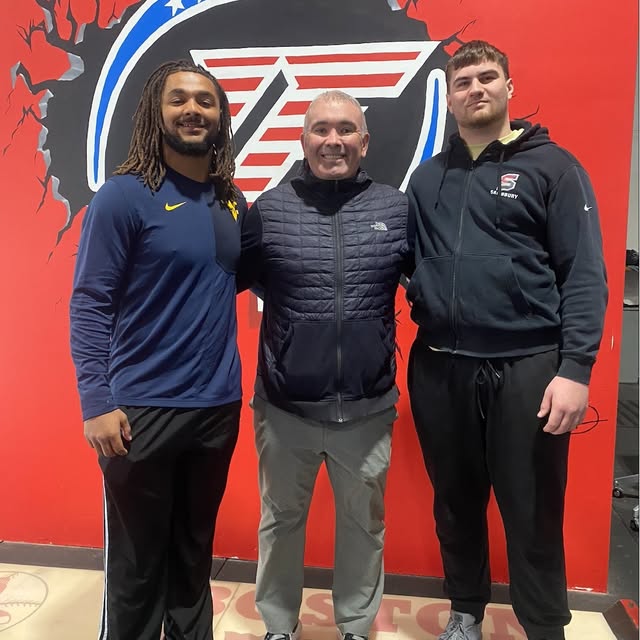 Shoutout to Jason and Cooper for showing what it really means to lead 🙌

Now competing…